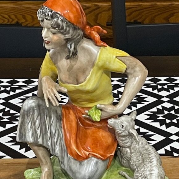 Large Antique Dresden Porcelain Woman Figurine - Picture 3 of 8